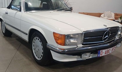 Mercedes-Benz SL 560